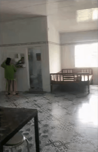 "Đặc sản" nhà miền Tây: Rộng "vô cùng tận", lắt léo như mê cung, gạch hoa sáng bóng cả sân, chỉ quét nhà thôi cũng bở hơi tai- Ảnh 23. "Đặc sản" nhà miền Tây: Rộng "vô cùng tận", lắt léo như mê cung, gạch hoa sáng bóng cả sân, chỉ quét nhà thôi cũng bở hơi tai- Ảnh 23.
