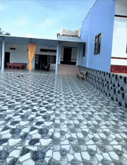 "Đặc sản" nhà miền Tây: Rộng "vô cùng tận", lắt léo như mê cung, gạch hoa sáng bóng cả sân, chỉ quét nhà thôi cũng bở hơi tai- Ảnh 11. "Đặc sản" nhà miền Tây: Rộng "vô cùng tận", lắt léo như mê cung, gạch hoa sáng bóng cả sân, chỉ quét nhà thôi cũng bở hơi tai- Ảnh 11.