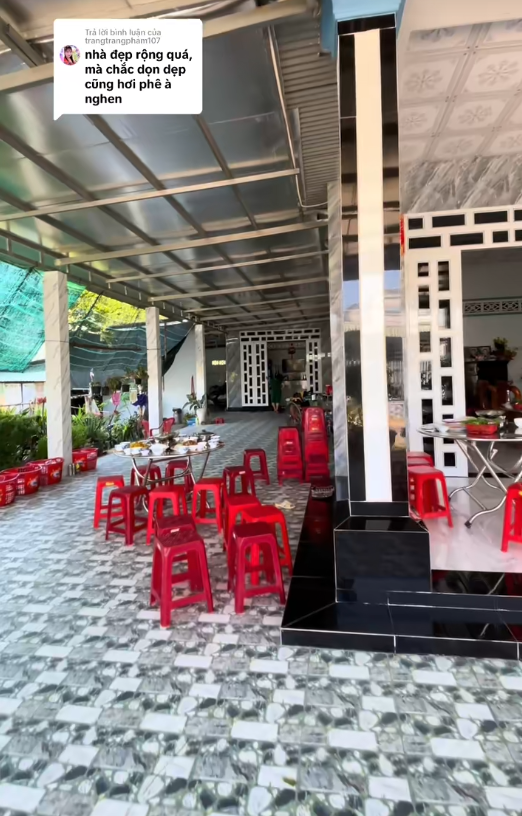 "Đặc sản" nhà miền Tây: Rộng "vô cùng tận", lắt léo như mê cung, gạch hoa sáng bóng cả sân, chỉ quét nhà thôi cũng bở hơi tai- Ảnh 4. "Đặc sản" nhà miền Tây: Rộng "vô cùng tận", lắt léo như mê cung, gạch hoa sáng bóng cả sân, chỉ quét nhà thôi cũng bở hơi tai- Ảnh 4.