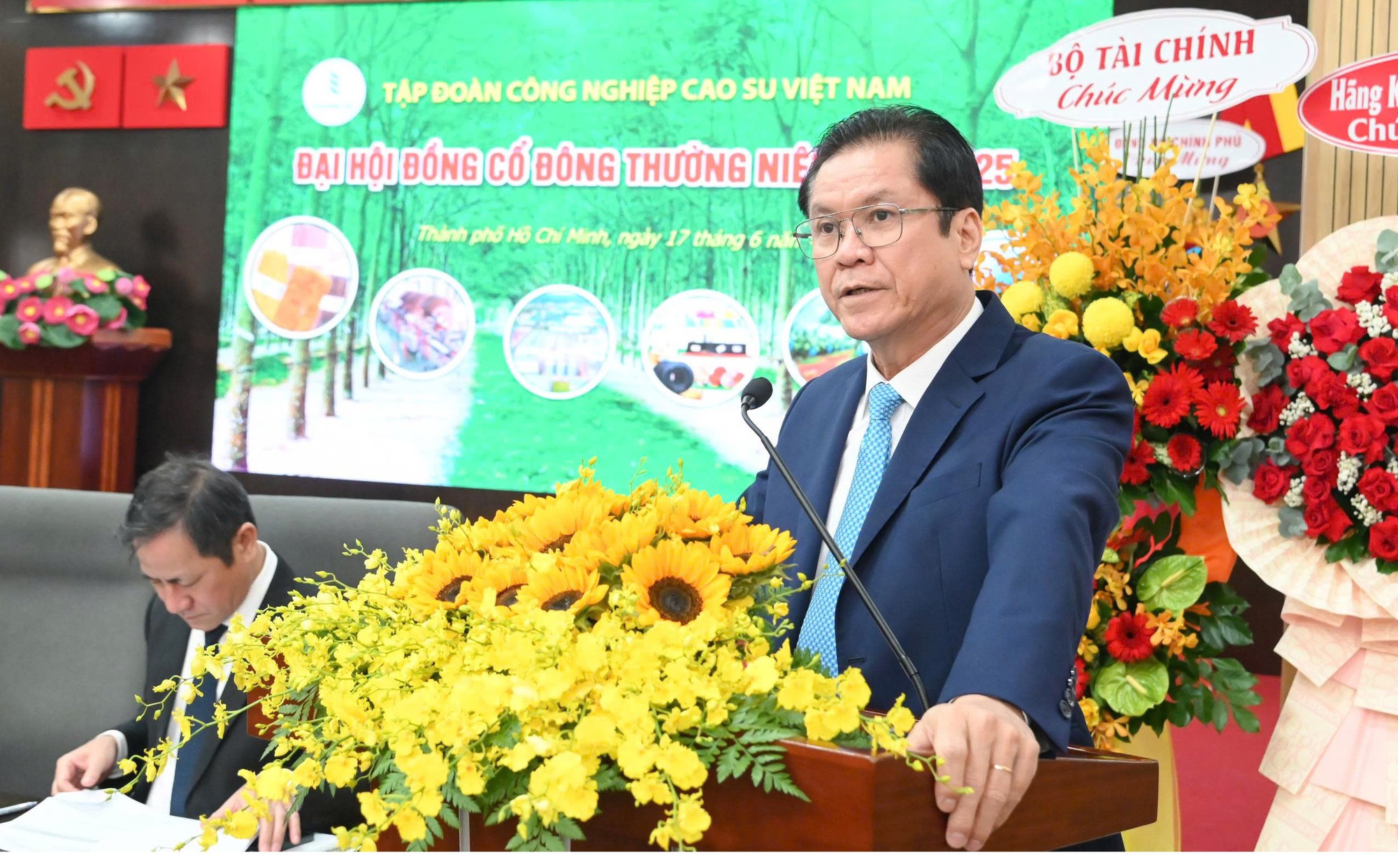VRG sẽ đầu tư thêm 70.000 ha cao su tại Lào, Campuchia- Ảnh 2. VRG sẽ đầu tư thêm 70.000 ha cao su tại Lào, Campuchia- Ảnh 2.