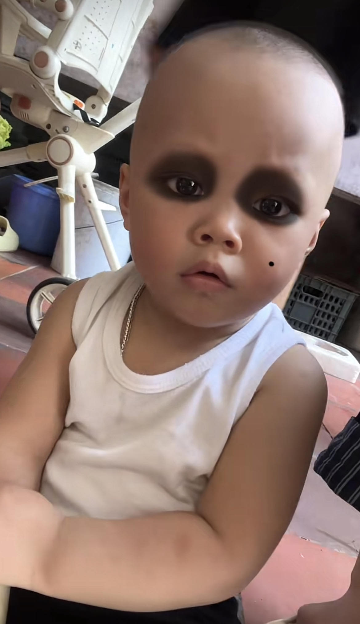 Mẹo "cai nghiện" tivi, điện thoại cho khối nghỉ hè vừa hài hước vừa hiệu quả, các mẹ truyền tay nhau cười nghiêng ngả- Ảnh 8. Mẹo "cai nghiện" tivi, điện thoại cho khối nghỉ hè vừa hài hước vừa hiệu quả, các mẹ truyền tay nhau cười nghiêng ngả- Ảnh 8.