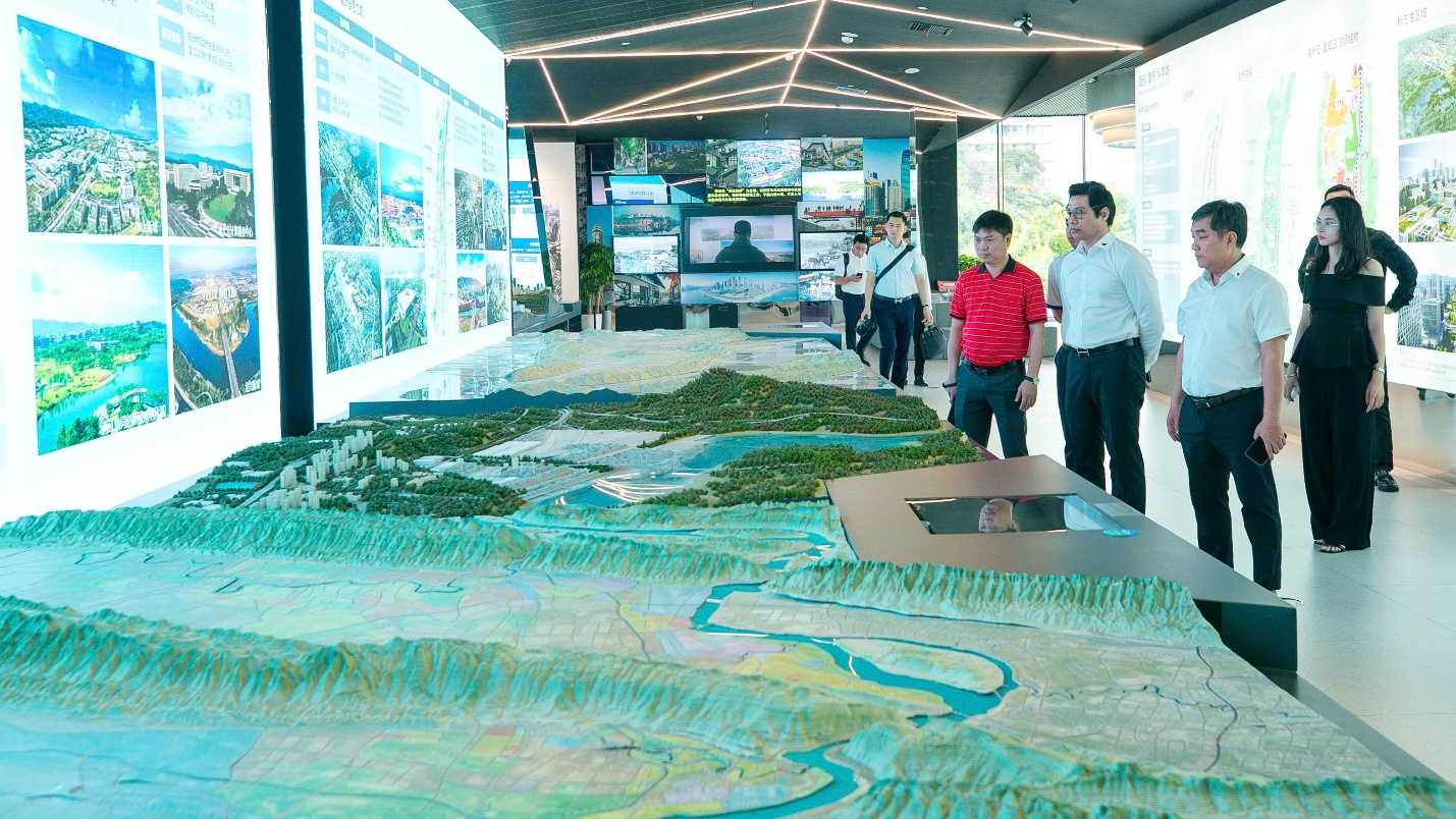 Văn Phú - Đèo Cả đề xuất dự án Đại lộ cảnh quan ven sông Hồng- Ảnh 1. Văn Phú - Đèo Cả đề xuất dự án Đại lộ cảnh quan ven sông Hồng- Ảnh 1.