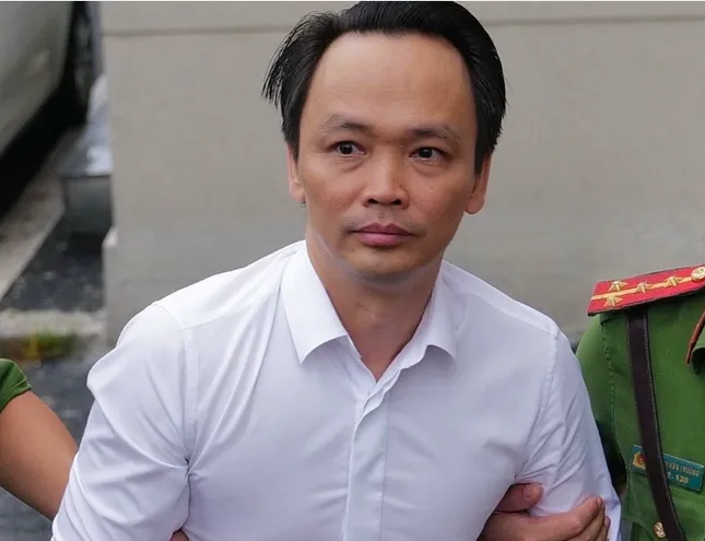 Ông Trịnh Văn Quyết vắng mặt tại tòa, sức khỏe yếu có nguy cơ tử vong rất cao- Ảnh 1. Ông Trịnh Văn Quyết vắng mặt tại tòa, sức khỏe yếu có nguy cơ tử vong rất cao- Ảnh 1.