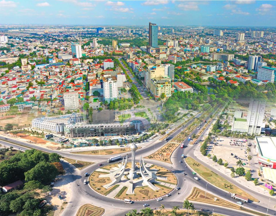Chưa đầy nửa năm, một mình Tập đoàn Sun Group chiếm tới 30% tổng vốn đầu tư vào tỉnh đông dân nhất cả nước- Ảnh 1. Loạt