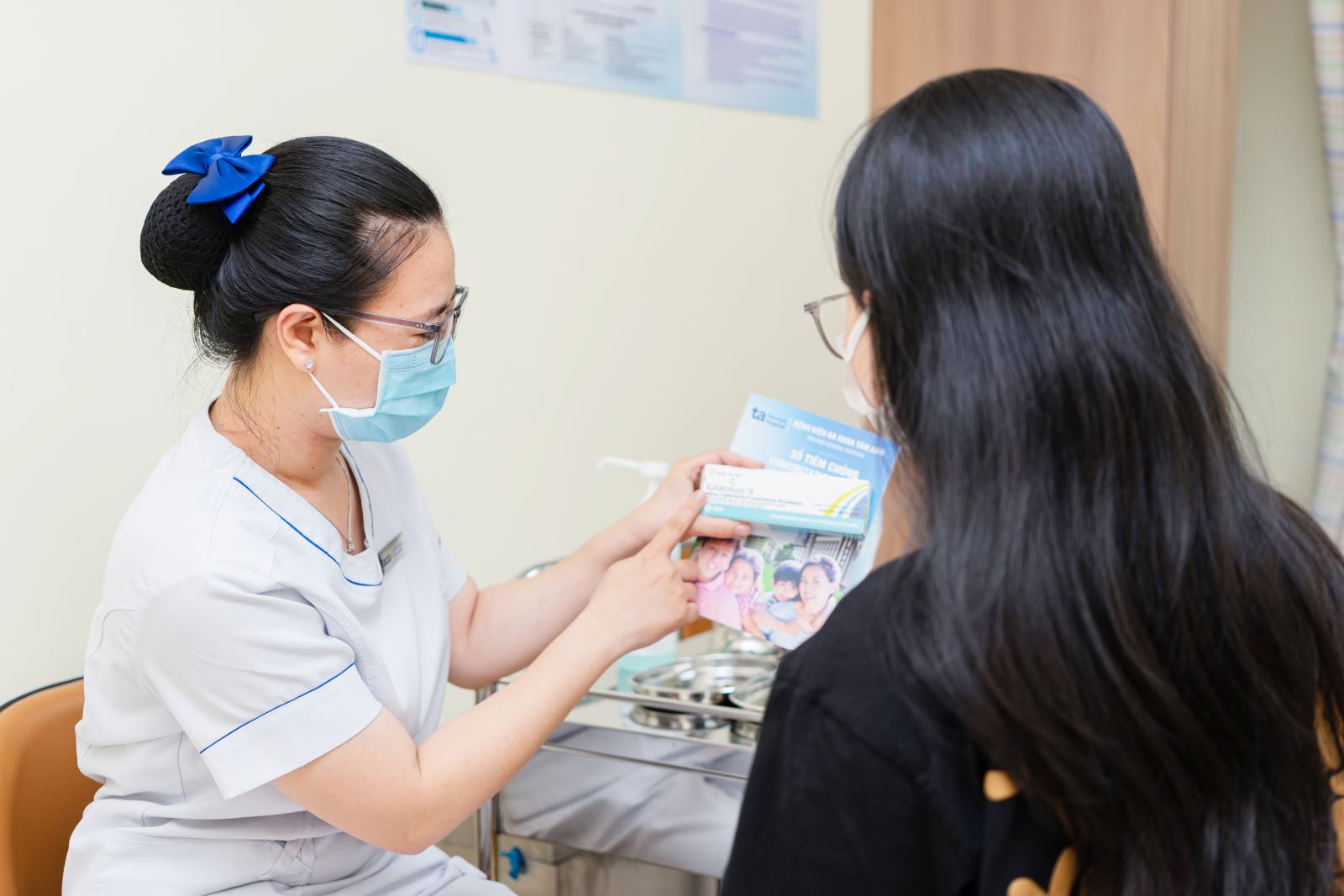 TP.HCM: Cô gái 25 tuổi cùng lúc nhiễm 21 chủng virus HPV, có 14 chủng thuộc nhóm nguy cơ gây ung thư cao- Ảnh 3. TP.HCM: Cô gái 25 tuổi cùng lúc nhiễm 21 chủng virus HPV, có 14 chủng thuộc nhóm nguy cơ gây ung thư cao- Ảnh 3.