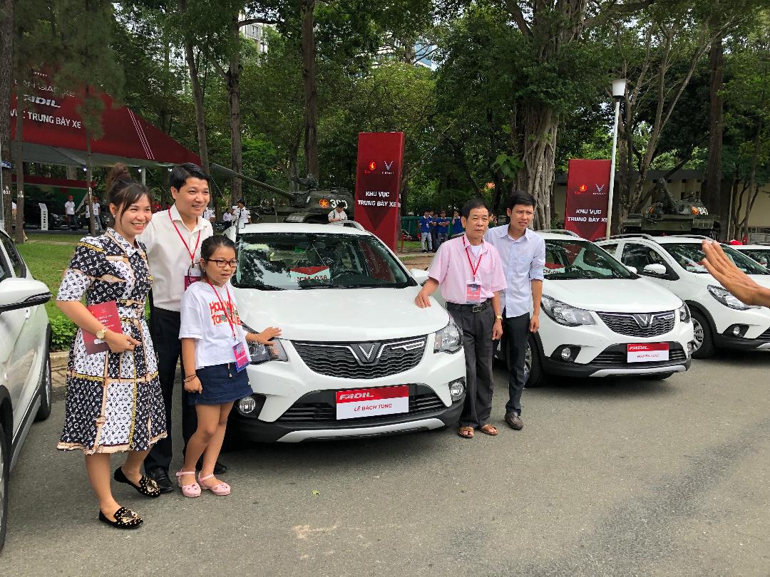 Tròn 6 năm VinFast Fadil đầu tiên bàn giao khách hàng: Chỉ cần 2 năm để trở thành 'vua doanh số', tời giờ vẫn được săn lùng xe cũ- Ảnh 4. Tròn 6 năm VinFast Fadil đầu tiên bàn giao khách hàng: Chỉ cần 2 năm để trở thành 'vua doanh số', tời giờ vẫn được săn lùng xe cũ- Ảnh 4.