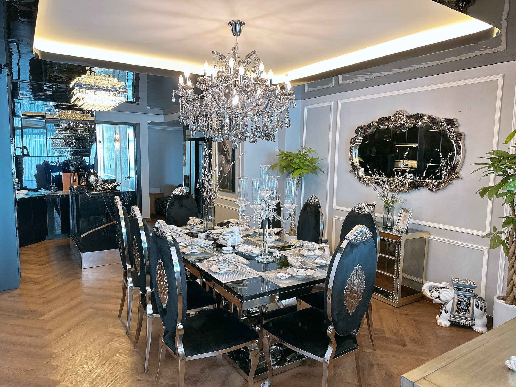 Nam nghệ sĩ cho thuê penthouse 650m2 ở Nhà Bè giá 98 triệu/tháng, 50 tuổi giàu sụ, chưa vợ con- Ảnh 3.