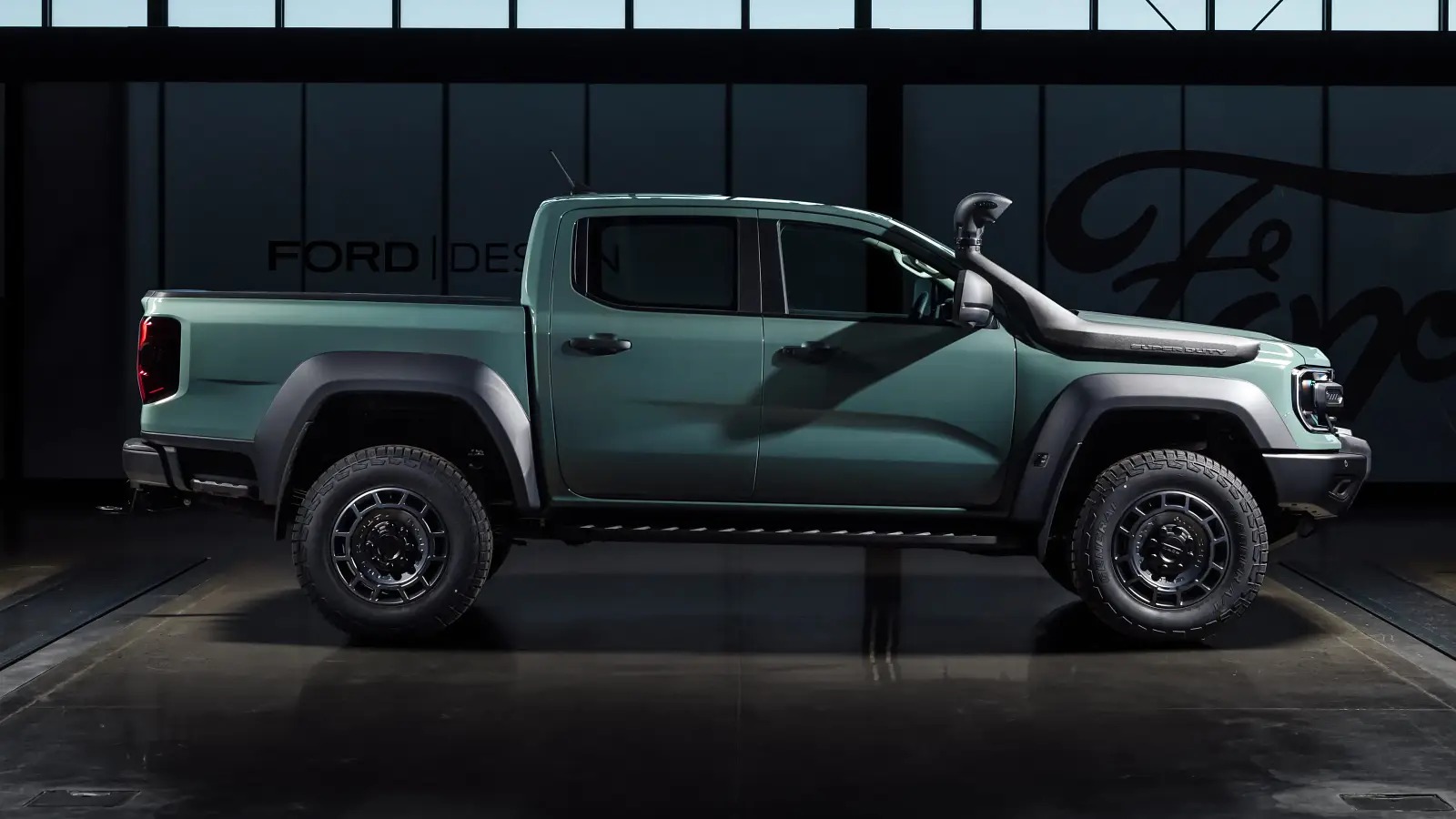 Ford Ranger 'siêu trường' giá gấp đôi bản thường, vẫn phải thêm tiền để có 'thùng hàng' đúng nghĩa, máy V6 chỉ 206 mã lực, kéo được 4,5 tấn hàng- Ảnh 5. Ford Ranger 'siêu trường' giá gấp đôi bản thường, vẫn phải thêm tiền để có 'thùng hàng' đúng nghĩa, máy V6 chỉ 206 mã lực, kéo được 4,5 tấn hàng- Ảnh 5.