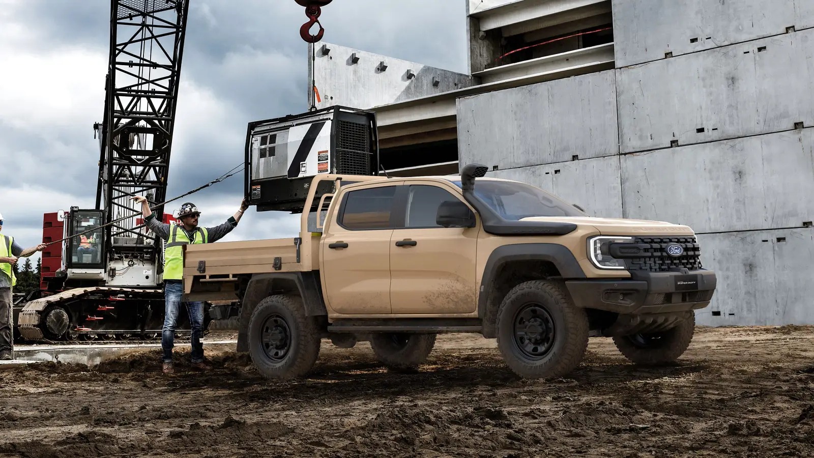 Ford Ranger 'siêu trường' giá gấp đôi bản thường, vẫn phải thêm tiền để có 'thùng hàng' đúng nghĩa, máy V6 chỉ 206 mã lực, kéo được 4,5 tấn hàng- Ảnh 6. Ford Ranger 'siêu trường' giá gấp đôi bản thường, vẫn phải thêm tiền để có 'thùng hàng' đúng nghĩa, máy V6 chỉ 206 mã lực, kéo được 4,5 tấn hàng- Ảnh 6.