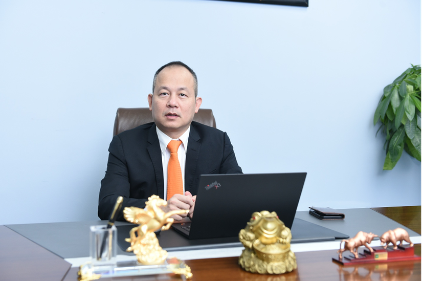 Chủ tịch Nguyễn Hồ Hưng bán ra 6 triệu cổ phiếu APG- Ảnh 1. Chủ tịch Nguyễn Hồ Hưng bán ra 6 triệu cổ phiếu APG- Ảnh 1.