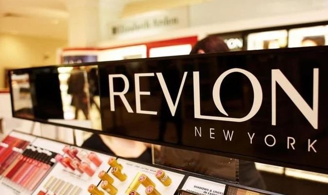 Chuyện gì đã xảy ra với Revlon: Biểu tượng làm đẹp 90 năm tuổi của Mỹ phá sản, nợ hơn 3 tỷ USD vì vay quá mức- Ảnh 2. Chuyện gì đã xảy ra với Revlon: Biểu tượng làm đẹp 90 năm tuổi của Mỹ phá sản, nợ hơn 3 tỷ USD vì vay quá mức- Ảnh 2.