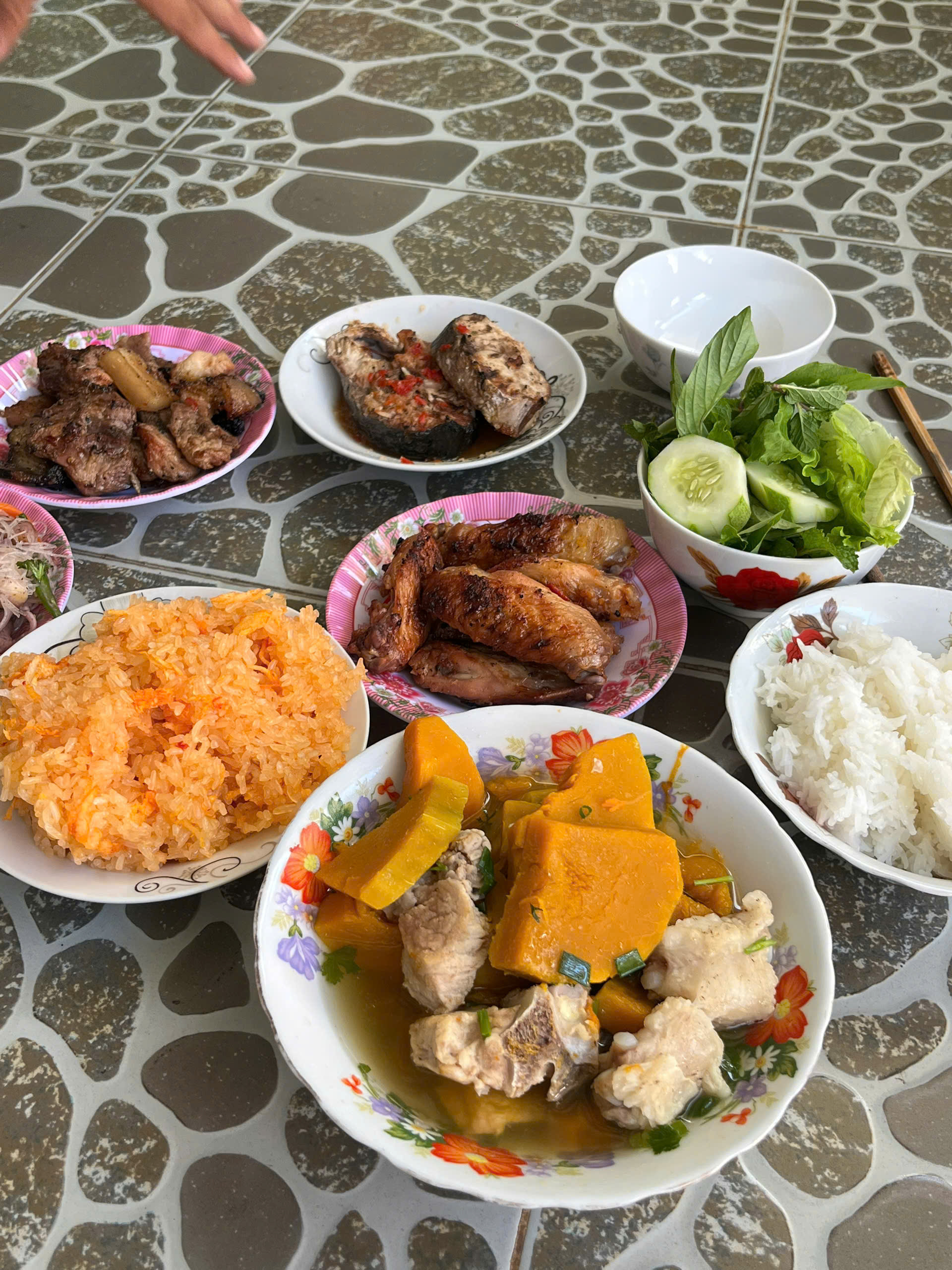 Bị công ty cho nghỉ việc, Bị công ty cho nghỉ việc,