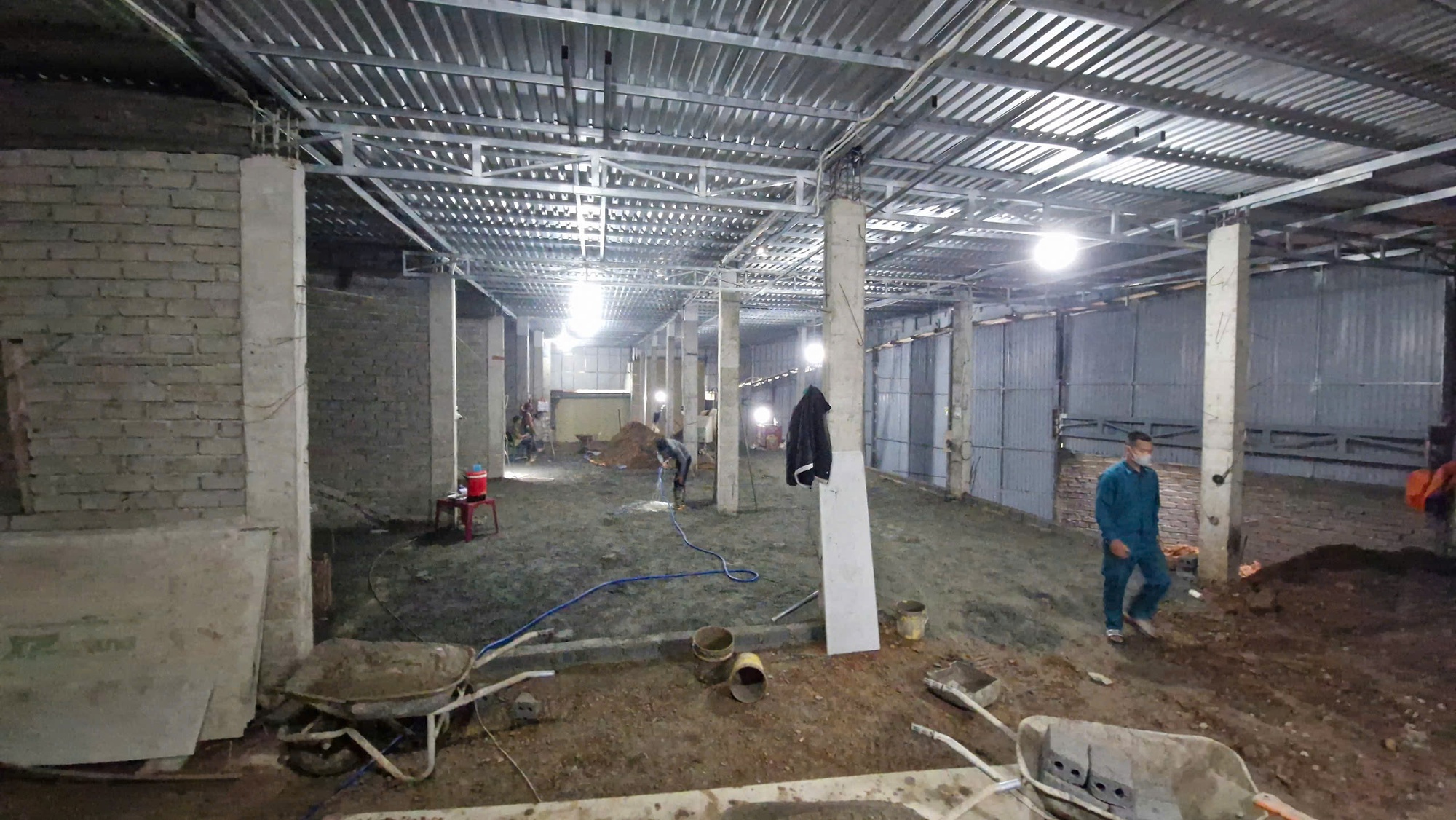 Công trình "khủng" 740 m2 xây không phép trên đất rừng đèo Bảo Lộc- Ảnh 3. Công trình "khủng" 740 m2 xây không phép trên đất rừng đèo Bảo Lộc- Ảnh 3.