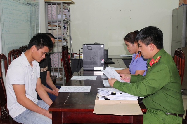 Bắt tạm giam Trần Đình Hào và Phạm Đình Thế- Ảnh 1. Bắt tạm giam Trần Đình Hào và Phạm Đình Thế- Ảnh 1.