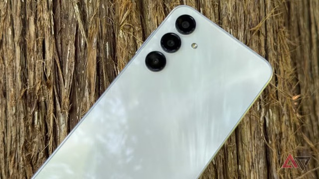 Chuyên gia review: "Có thể chọn mẫu điện thoại hơn 5 triệu này thay vì S25 Ultra đắt tiền"- Ảnh 5. Chuyên gia review: "Có thể chọn mẫu điện thoại hơn 5 triệu này thay vì S25 Ultra đắt tiền"- Ảnh 5.