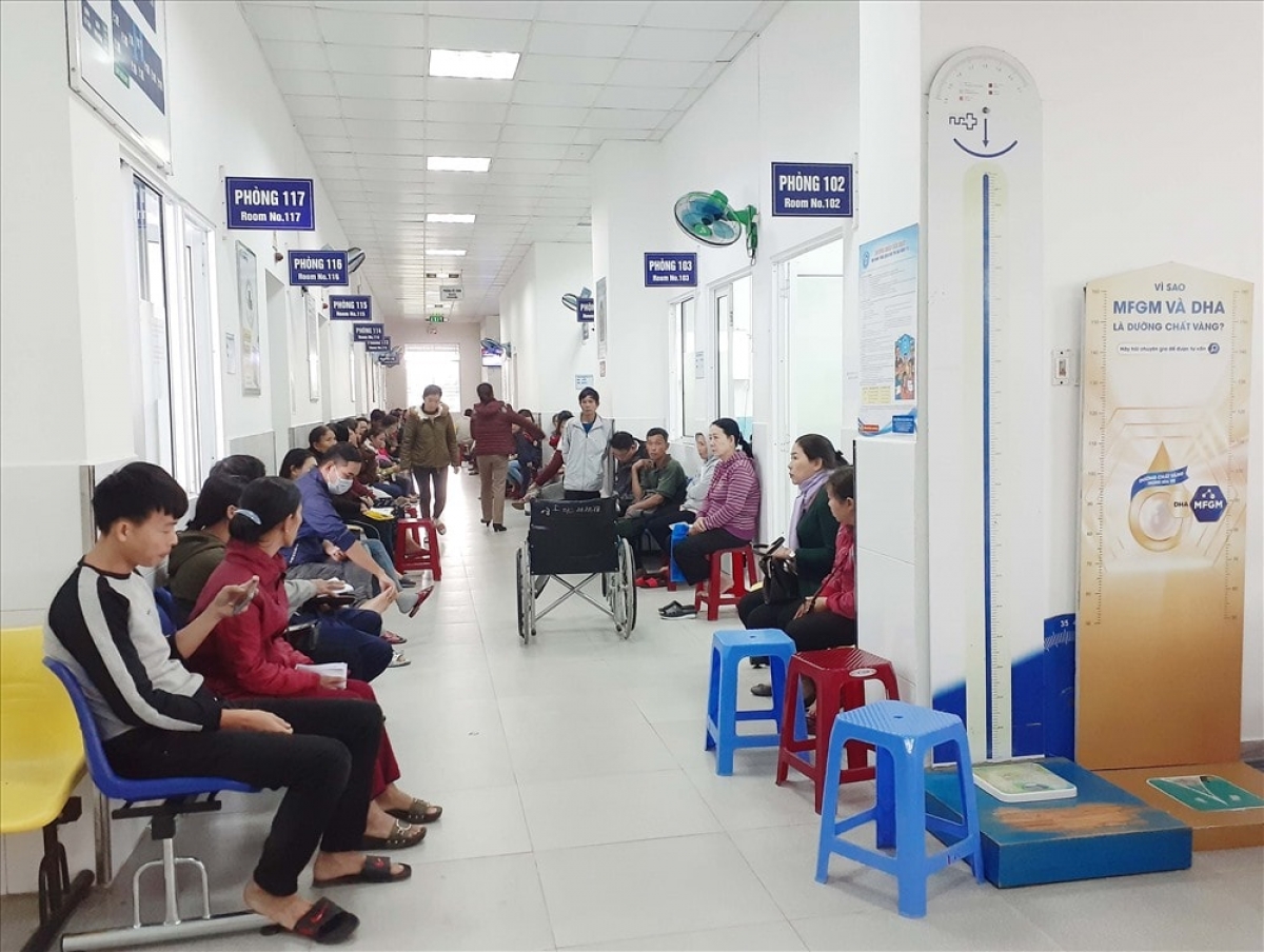 Miễn viện phí cho hơn 100 triệu dân, chi phí sẽ lấy từ đâu?- Ảnh 1. Miễn viện phí cho hơn 100 triệu dân, chi phí sẽ lấy từ đâu?- Ảnh 1.