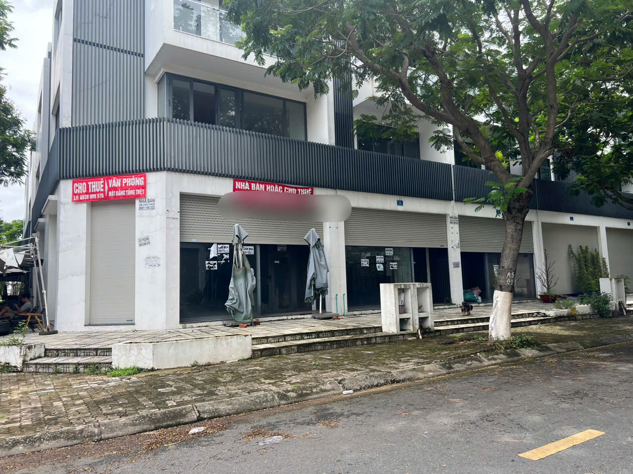 Shophouse triệu đô khu ven Tp.HCM: Chỗ hắt hiu, nơi sôi động, sự thật ít ai ngờ- Ảnh 2. Shophouse triệu đô khu ven Tp.HCM: Chỗ hắt hiu, nơi sôi động, sự thật ít ai ngờ- Ảnh 2.