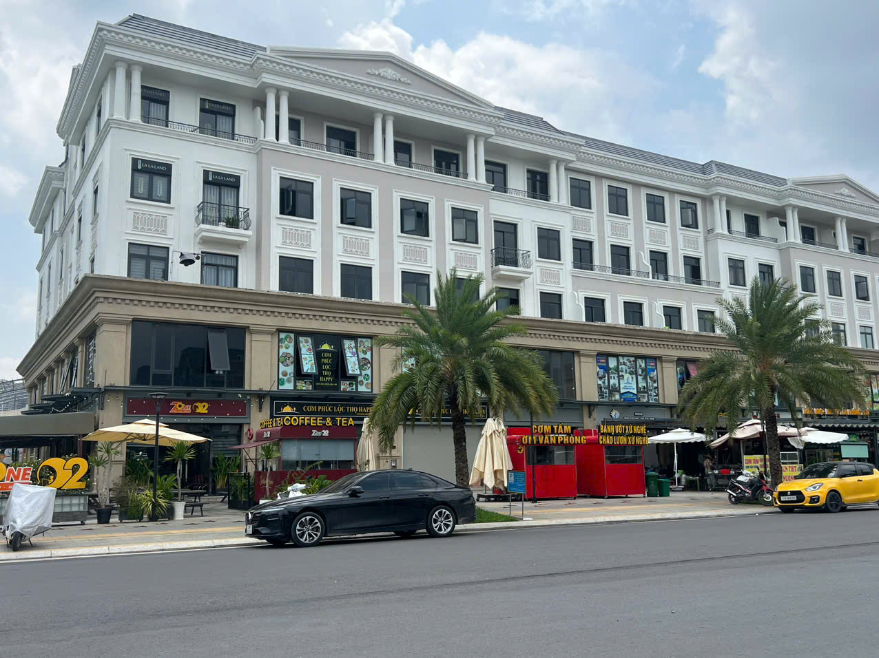 Shophouse triệu đô khu ven Tp.HCM: Chỗ hắt hiu, nơi sôi động, sự thật ít ai ngờ- Ảnh 17. Shophouse triệu đô khu ven Tp.HCM: Chỗ hắt hiu, nơi sôi động, sự thật ít ai ngờ- Ảnh 17.