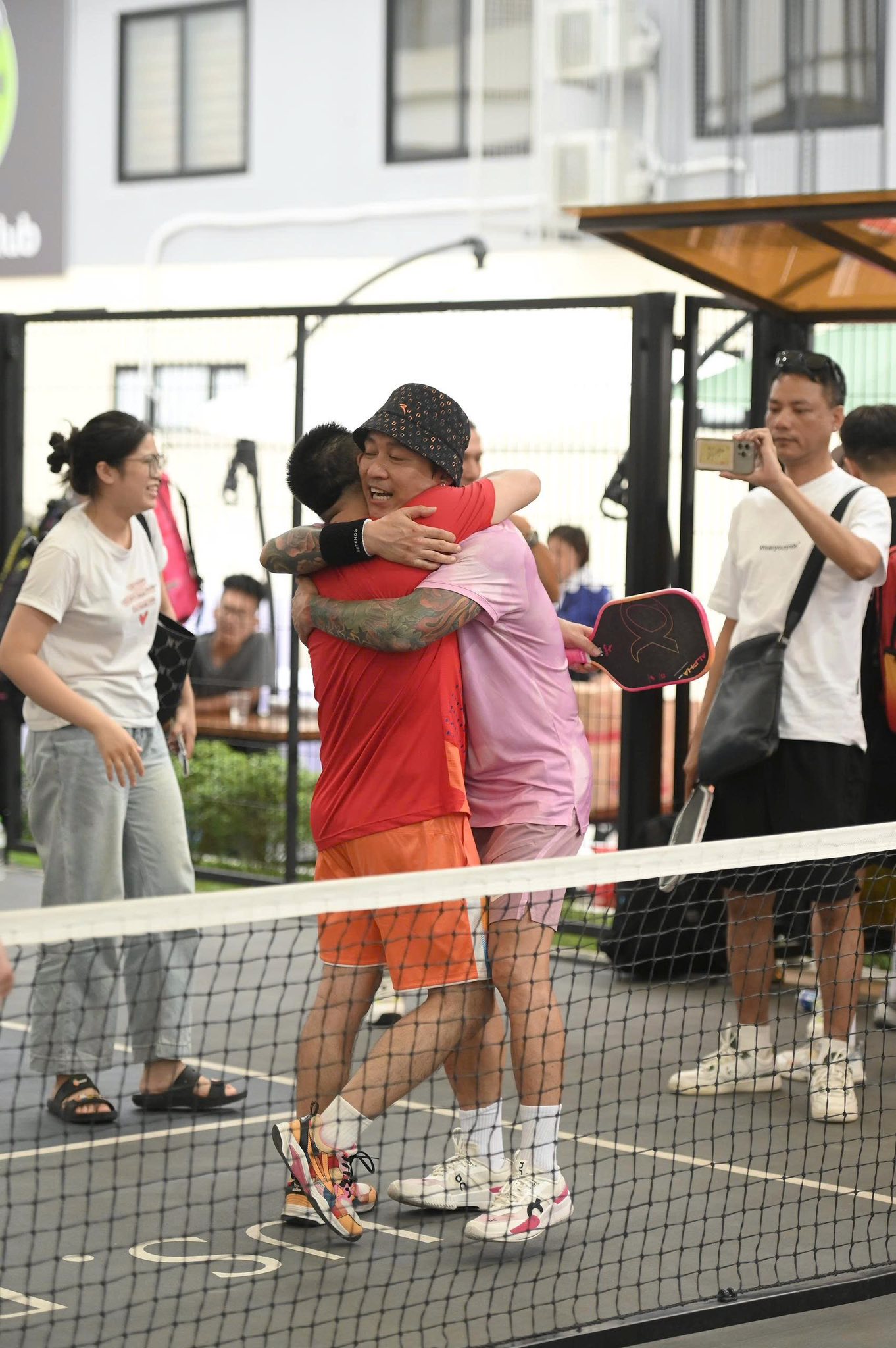 NSND Tự Long - Tuấn Hưng vô địch pickleball- Ảnh 2. NSND Tự Long - Tuấn Hưng vô địch pickleball- Ảnh 2.