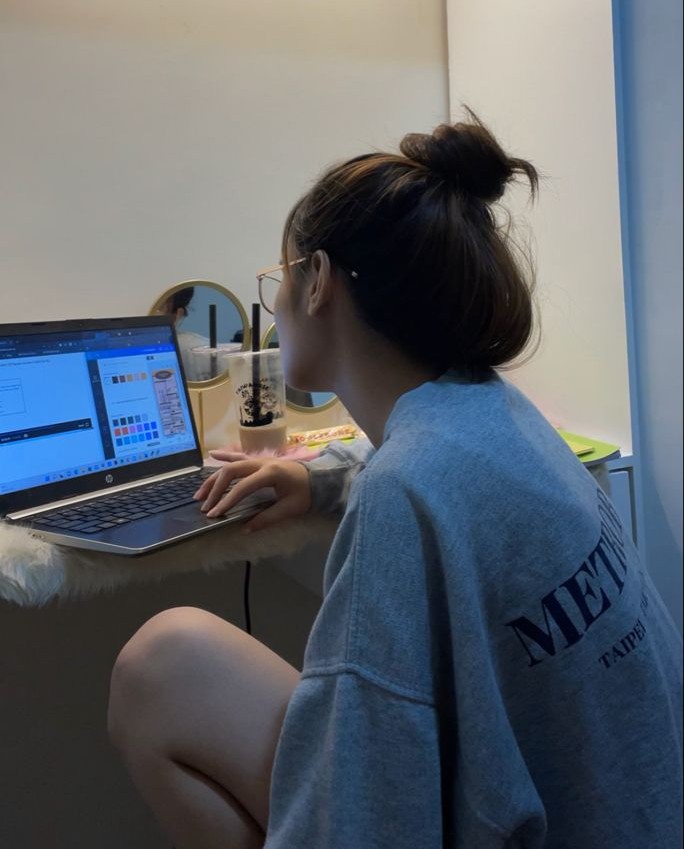 Cô gái bỏ việc văn phòng, "ngồi chơi" kiếm hơn 365 triệu/tháng- Ảnh 2. Cô gái bỏ việc văn phòng, "ngồi chơi" kiếm hơn 365 triệu/tháng- Ảnh 2.