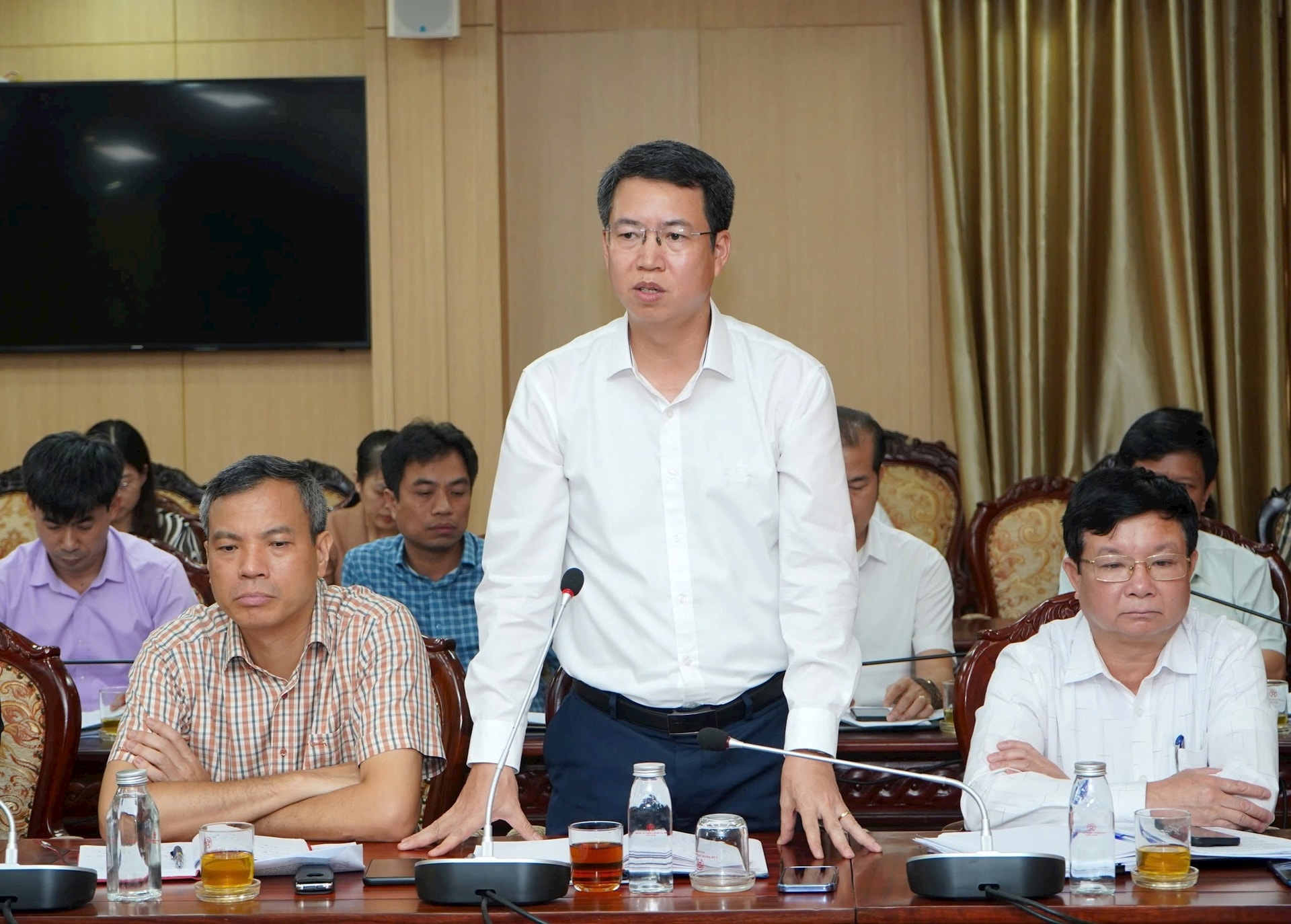 Phó Chủ tịch UBND thành phố Hà Nội Vũ Thu Hà làm việc với huyện Hoài Đức về công tác sắp xếp đơn vị hành chính cấp xã- Ảnh 2. Phó Chủ tịch UBND thành phố Hà Nội Vũ Thu Hà làm việc với huyện Hoài Đức về công tác sắp xếp đơn vị hành chính cấp xã- Ảnh 2.