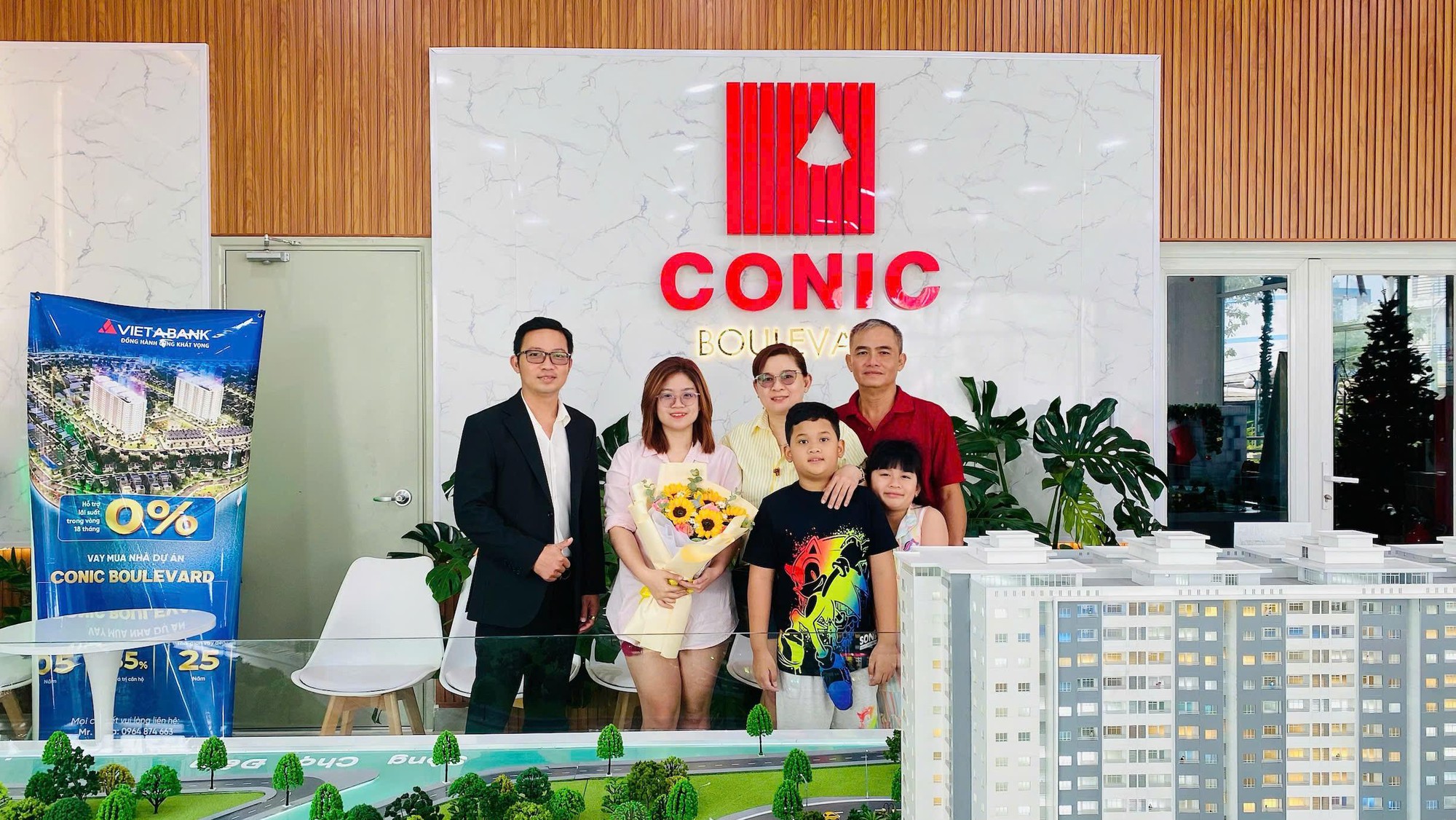 Khoác áo mới cho kênh Tham Lương - Tuyến đường độc tôn đi ngang 7 quận huyện- Ảnh 3. Khoác áo mới cho kênh Tham Lương - Tuyến đường độc tôn đi ngang 7 quận huyện- Ảnh 3.