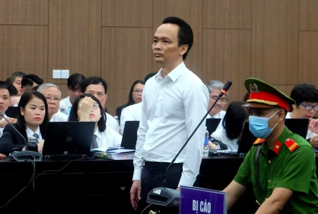 Cựu Chủ tịch Tập đoàn FLC Trịnh Văn Quyết được đề nghị giảm 13 - 14 năm tù- Ảnh 1. Cựu Chủ tịch Tập đoàn FLC Trịnh Văn Quyết được đề nghị giảm 13 - 14 năm tù- Ảnh 1.