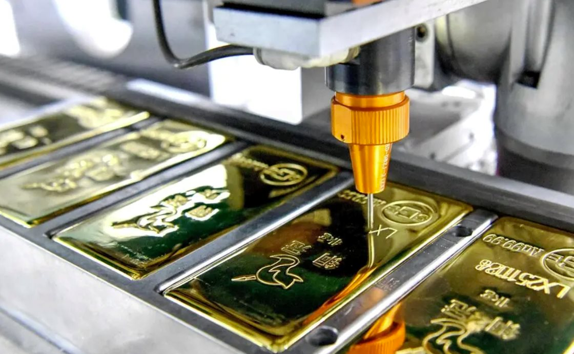 Bê bối tại 1 nền tảng đầu tư vàng Trung Quốc: Từng cam kết lợi nhuận 9%/năm nếu mua từ 400.000 USD, nay bất ngờ đóng băng giao dịch khiến nhiều nạn nhân mất trắng- Ảnh 2. Bê bối tại 1 nền tảng đầu tư vàng Trung Quốc: Từng cam kết lợi nhuận 9%/năm nếu mua từ 400.000 USD, nay bất ngờ đóng băng giao dịch khiến nhiều nạn nhân mất trắng- Ảnh 2.