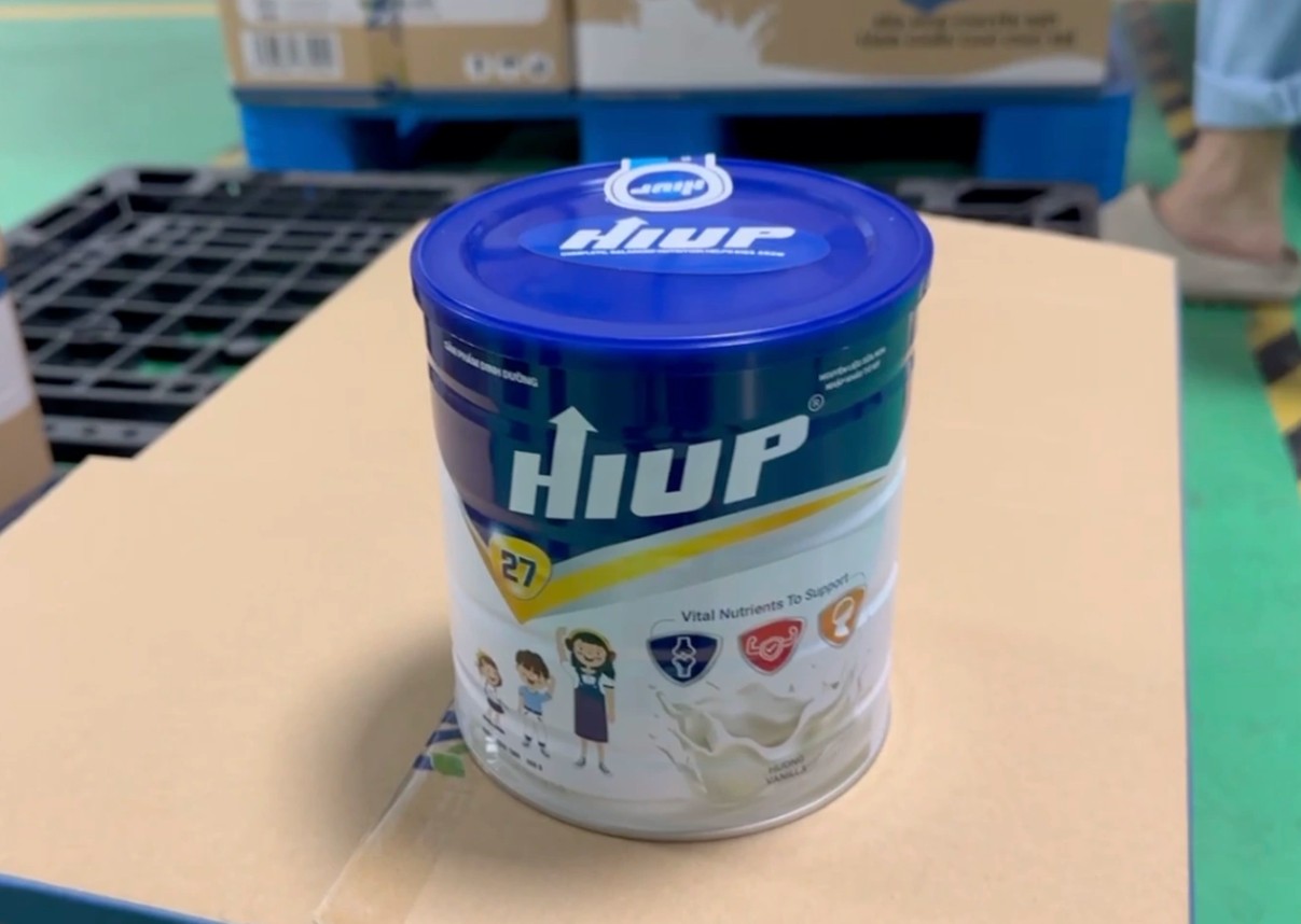 Bộ Công an kêu gọi những ai đang sử dụng sữa HIUP 27 nhanh chóng đến trình báo để phục vụ điều tra- Ảnh 3. Bộ Công an kêu gọi những ai đang sử dụng sữa HIUP 27 nhanh chóng đến trình báo để phục vụ điều tra- Ảnh 3.