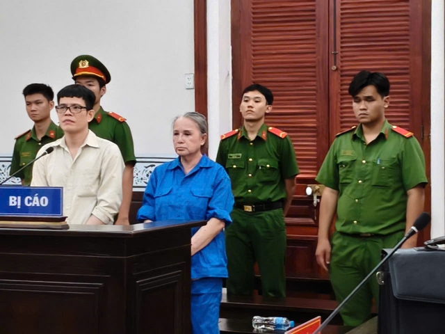 Tử hình Viên Thu Hoa- Ảnh 1. Tử hình Viên Thu Hoa- Ảnh 1.