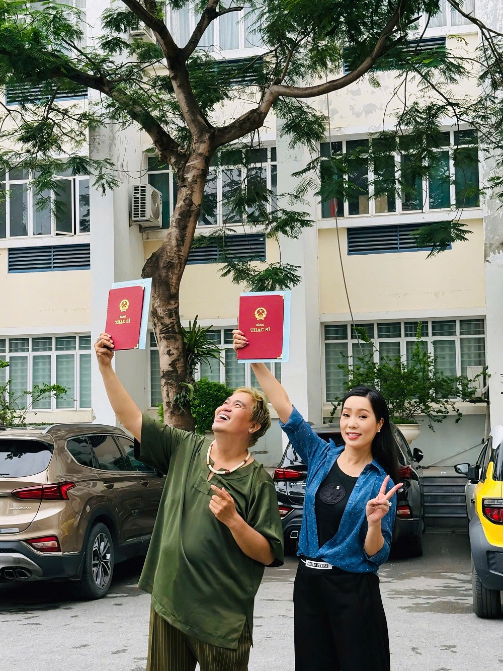 Nam nghệ sĩ rao biệt phủ 100 tỷ, tuổi 54: “Tôi đang chuẩn bị thi đầu vào Tiến sĩ”- Ảnh 4. Nam nghệ sĩ rao biệt phủ 100 tỷ, tuổi 54: “Tôi đang chuẩn bị thi đầu vào Tiến sĩ”- Ảnh 4.