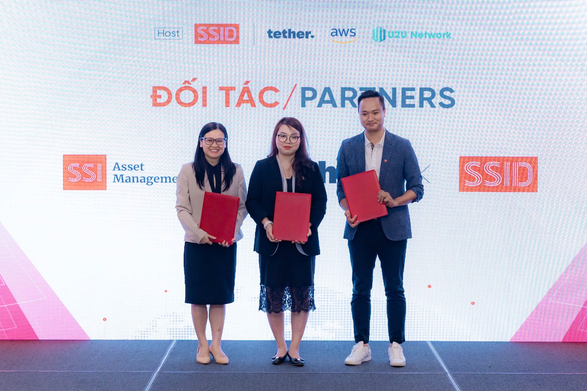 Hệ sinh thái SSI, Tether, U2U Network và AWS cùng "bắt tay" tạo bước đột phá cho hệ sinh thái blockchain và hạ tầng tài chính số- Ảnh 1. Hệ sinh thái SSI, Tether, U2U Network và AWS cùng "bắt tay" tạo bước đột phá cho hệ sinh thái blockchain và hạ tầng tài chính số- Ảnh 1.