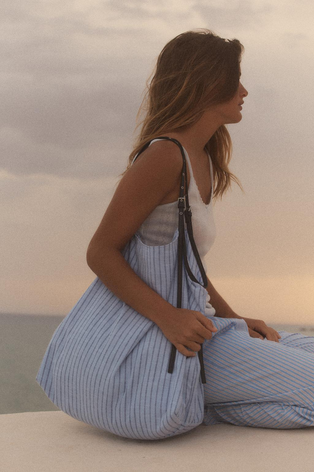 Hà Tăng, Song Hye Kyo tìm ra chiếc túi hoàn hảo nhất cho mùa hè, style nào cũng diện đẹp- Ảnh 7.