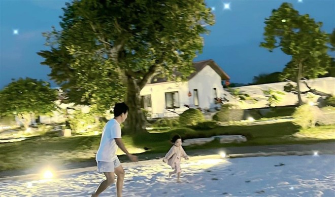 Sao Việt bỏ tiền tỷ đầu tư khu vui chơi tại gia cho con: Từ trung tâm thương mại tới sân chơi rộng lớn ai nhìn cũng mê- Ảnh 7. Sao Việt bỏ tiền tỷ đầu tư khu vui chơi tại gia cho con: Từ trung tâm thương mại tới sân chơi rộng lớn ai nhìn cũng mê- Ảnh 7.