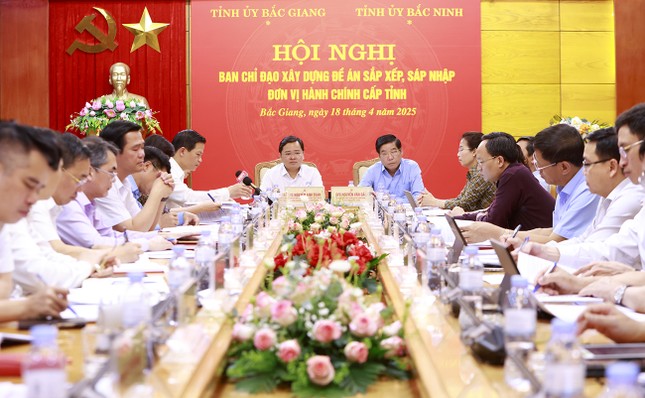 Dự kiến phương án nhân sự cấp ủy sau khi hợp nhất tỉnh Bắc Giang và Bắc Ninh- Ảnh 1.