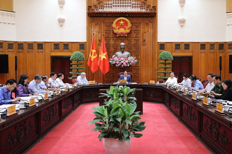 Thủ tướng chủ trì cuộc họp Thường trực Chính phủ về kinh tế - xã hội- Ảnh 2. Thủ tướng chủ trì cuộc họp Thường trực Chính phủ về kinh tế - xã hội- Ảnh 2.