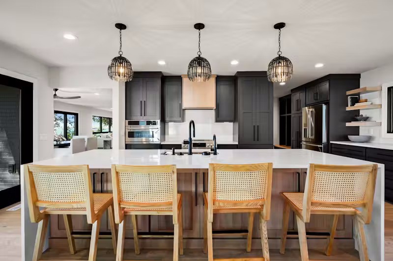 Cải tạo biệt thự cổ ven biển thành kiệt tác- Ảnh 13. Cải tạo biệt thự cổ ven biển thành kiệt tác- Ảnh 13.