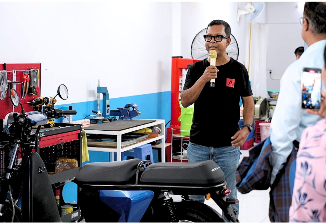 Cựu Giám đốc Công nghệ VPBank, OCB… 'nhảy vào' thị trường hậu mãi xe máy điện- Ảnh 1. Cựu Giám đốc Công nghệ VPBank, OCB… 'nhảy vào' thị trường hậu mãi xe máy điện- Ảnh 1.