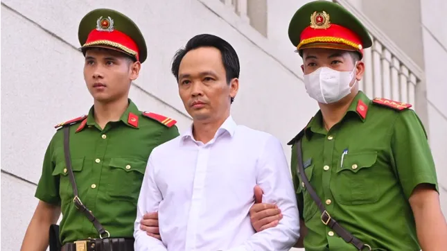 Cựu Chủ tịch Tập đoàn FLC Trịnh Văn Quyết chuẩn bị hầu tòa phúc thẩm lần thứ 3- Ảnh 1. Cựu Chủ tịch Tập đoàn FLC Trịnh Văn Quyết chuẩn bị hầu tòa phúc thẩm lần thứ 3- Ảnh 1.