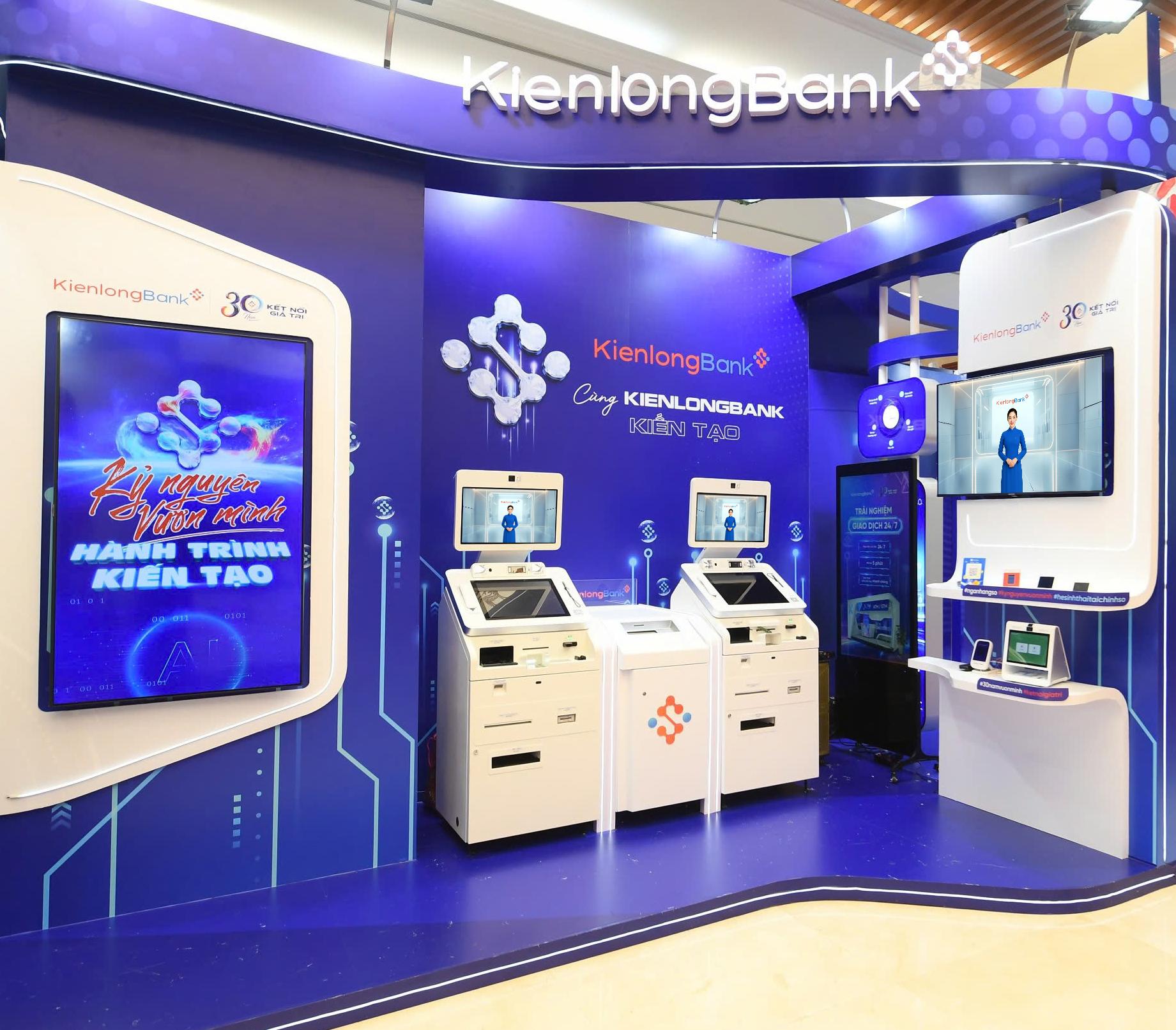 Chủ tịch KienlongBank: Giao dịch viên AI giúp ngân hàng tiếp cận người dân vùng sâu, vùng xa- Ảnh 2. Chủ tịch KienlongBank: Giao dịch viên AI giúp ngân hàng tiếp cận người dân vùng sâu, vùng xa- Ảnh 2.