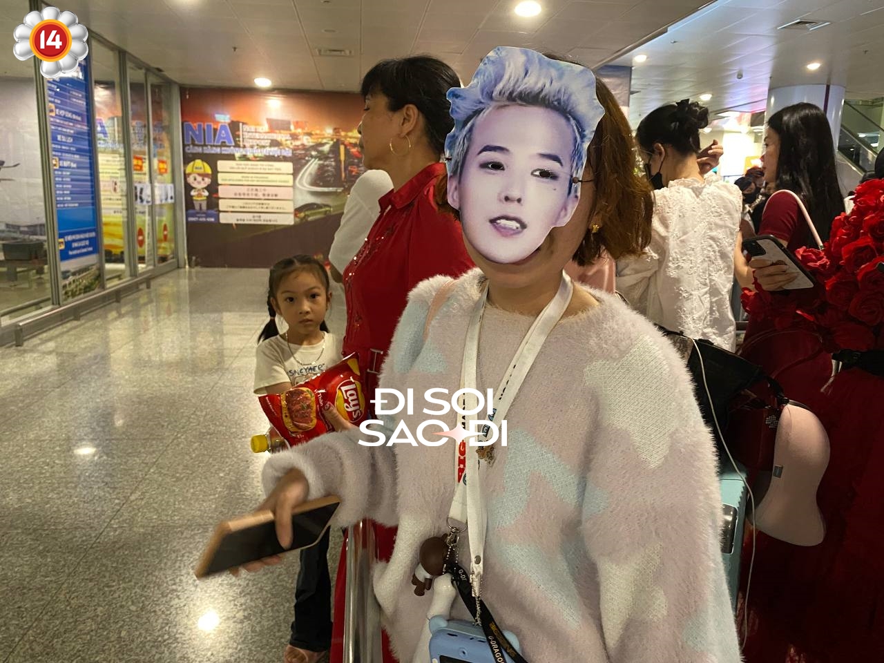 G-Dragon Huế chi 500k đi đón G-Dragon Hàn: "Đây là diện mạo hàng ngày của tôi"- Ảnh 8. G-Dragon Huế chi 500k đi đón G-Dragon Hàn: "Đây là diện mạo hàng ngày của tôi"- Ảnh 8.