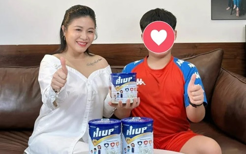 Toàn cảnh vụ MC, BTV nổi tiếng quảng cáo sữa giả HIUP: Xin lỗi, chịu phạt, kêu oan... khán giả từ chối tin- Ảnh 2. Toàn cảnh vụ MC, BTV nổi tiếng quảng cáo sữa giả HIUP: Xin lỗi, chịu phạt, kêu oan... khán giả từ chối tin- Ảnh 2.