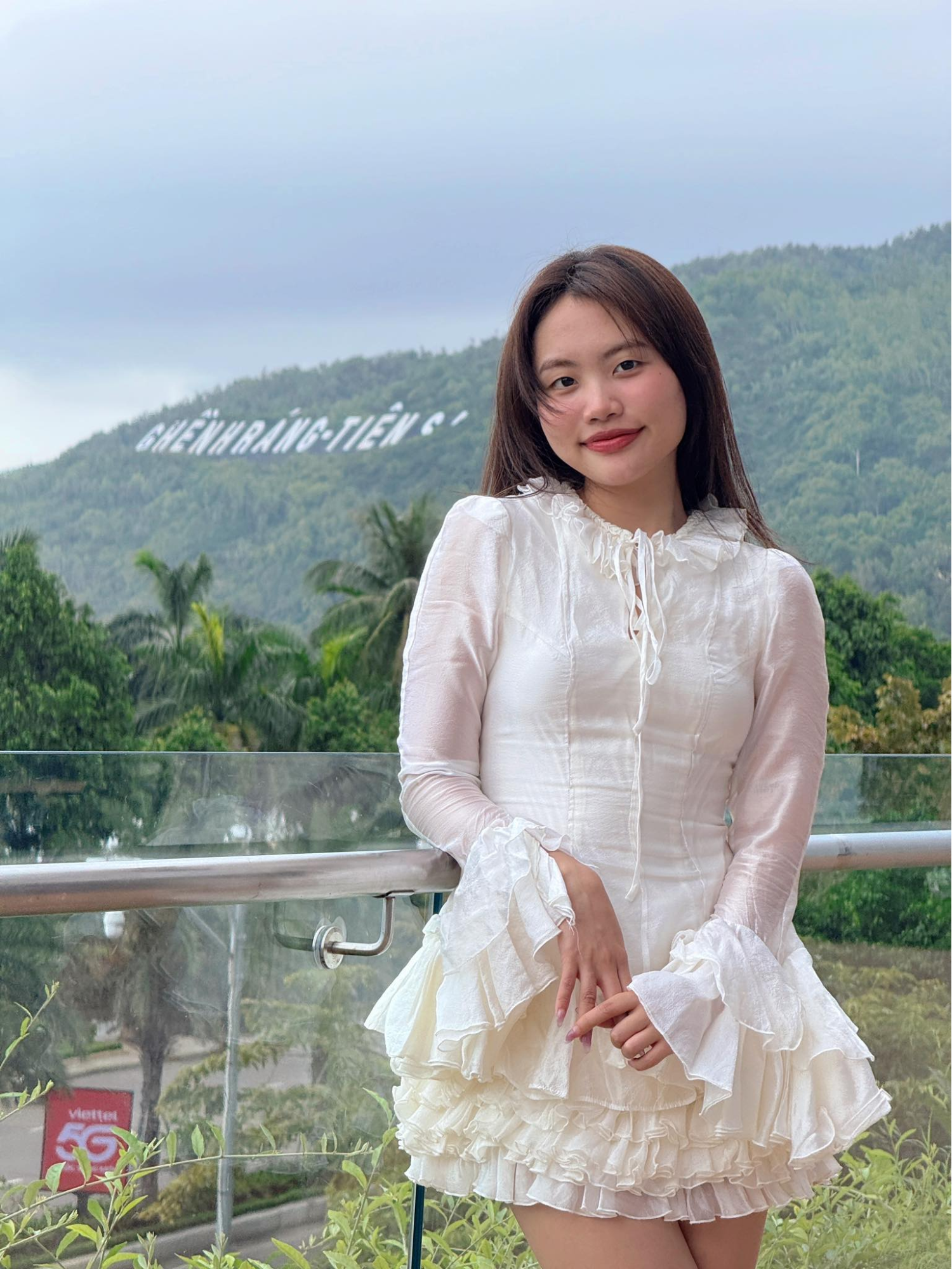 Phương Mỹ Chi dạo này: Nhan sắc ngày càng thăng hạng, “mỏ hỗn” chẳng thua kém ai, “khuấy đảo” 2 show hot đình đám!- Ảnh 2. Phương Mỹ Chi dạo này: Nhan sắc ngày càng thăng hạng, “mỏ hỗn” chẳng thua kém ai, “khuấy đảo” 2 show hot đình đám!- Ảnh 2.
