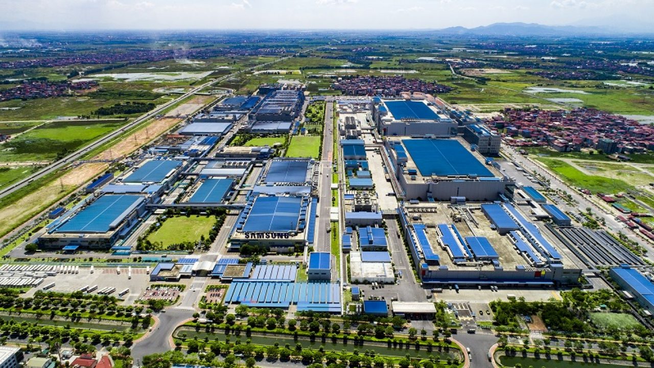 Hải Dương quy hoạch thêm 5 khu công nghiệp hơn 900ha, rộng tương đương 1/3 tổng diện tích khu công nghiệp hiện có- Ảnh 1. Hải Dương quy hoạch thêm 5 khu công nghiệp hơn 900ha, rộng tương đương 1/3 tổng diện tích khu công nghiệp hiện có- Ảnh 1.