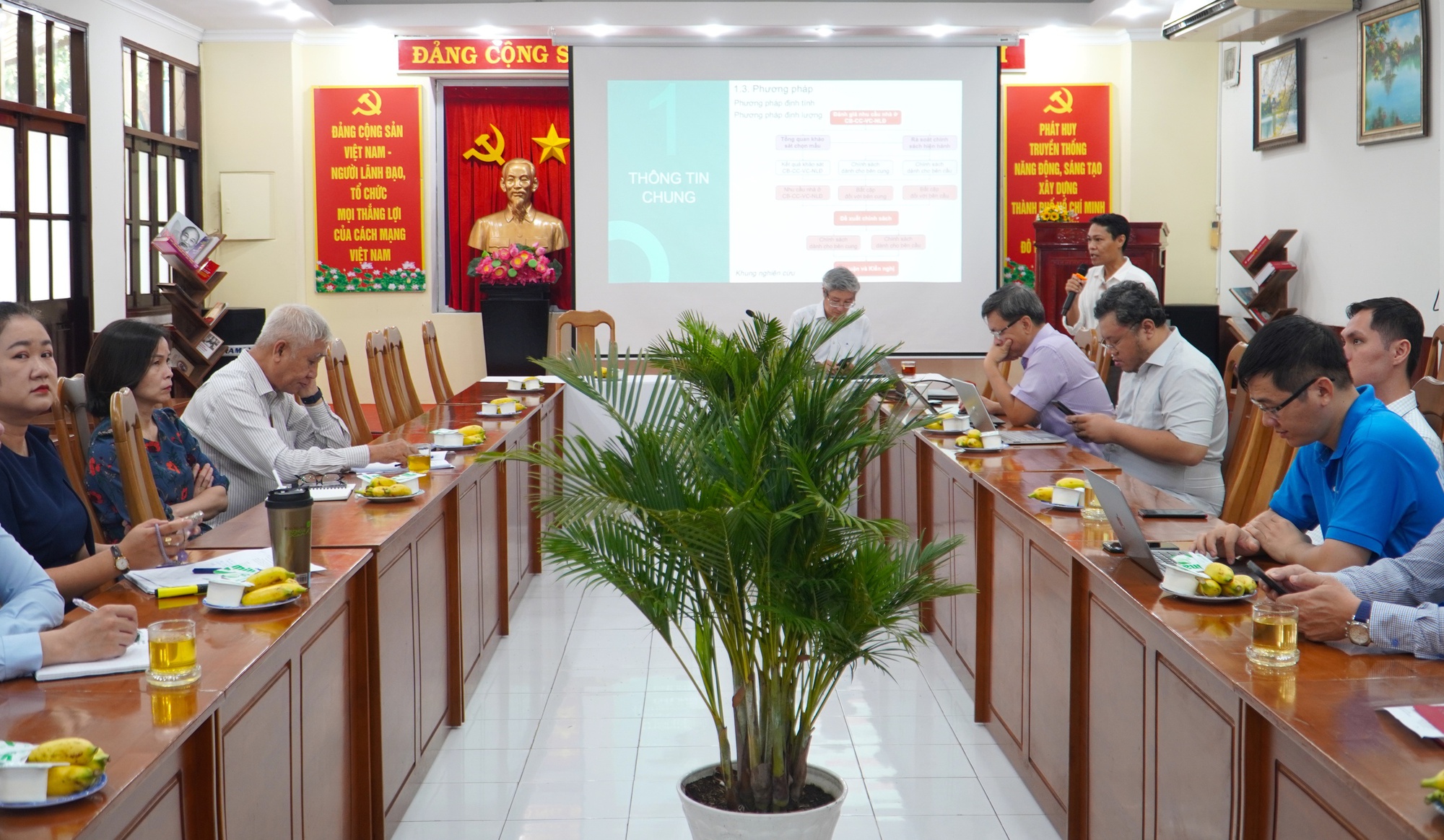TP HCM: Có thể chuyển nhà tái định cư thành nhà công vụ- Ảnh 1. TP HCM: Có thể chuyển nhà tái định cư thành nhà công vụ- Ảnh 1.