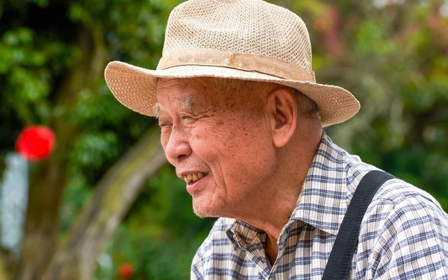 75 tuổi, cụ ông khuyên chân thành: Nếu làm 6 việc này sớm hơn, tuổi già sẽ “có tất cả, trừ vất vả”!- Ảnh 1. 75 tuổi, cụ ông khuyên chân thành: Nếu làm 6 việc này sớm hơn, tuổi già sẽ “có tất cả, trừ vất vả”!- Ảnh 1.