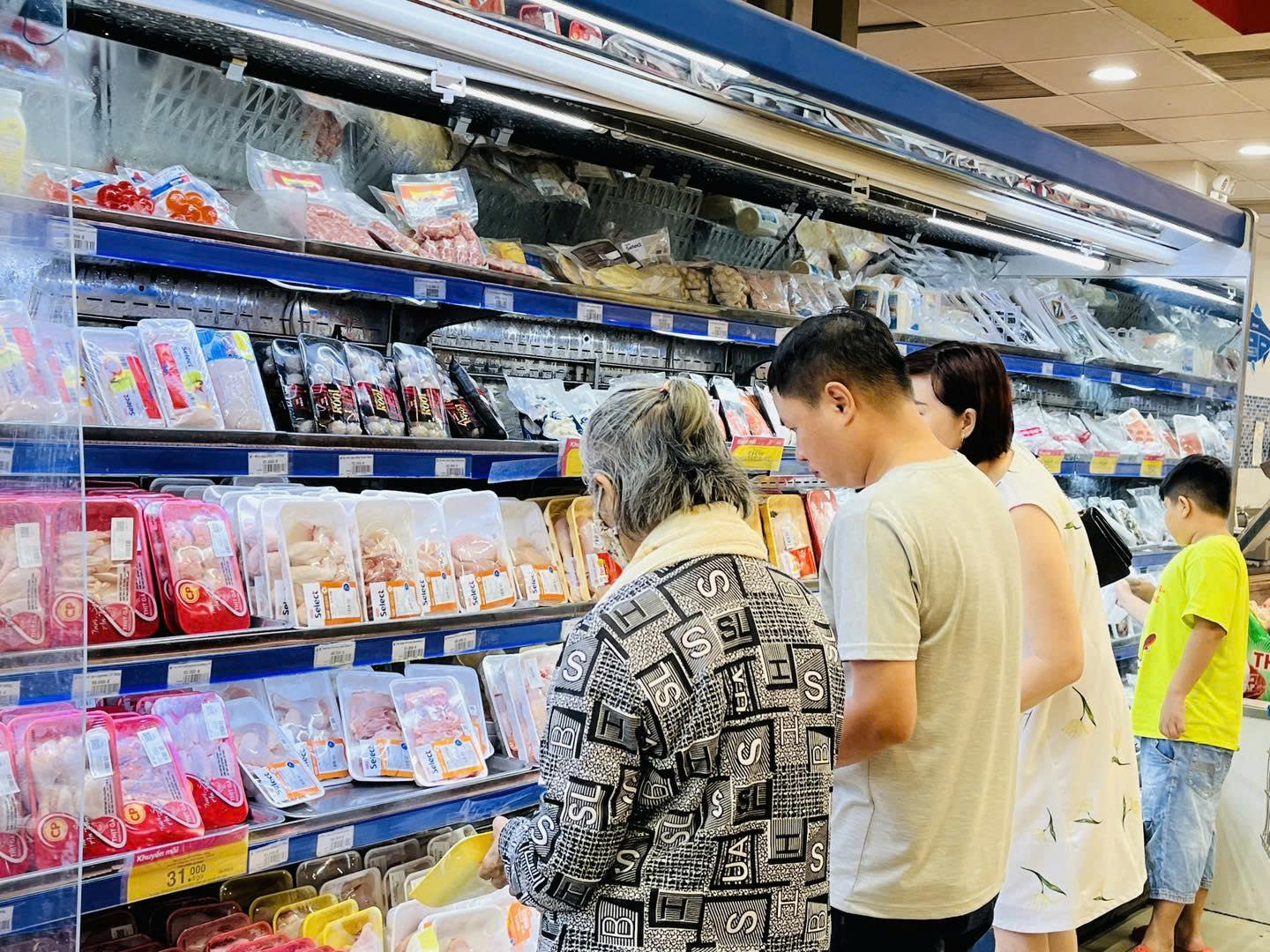 Hàng ngàn gia đình Việt đến Co.opmart trải nghiệm đại sứ xanh- Ảnh 4.