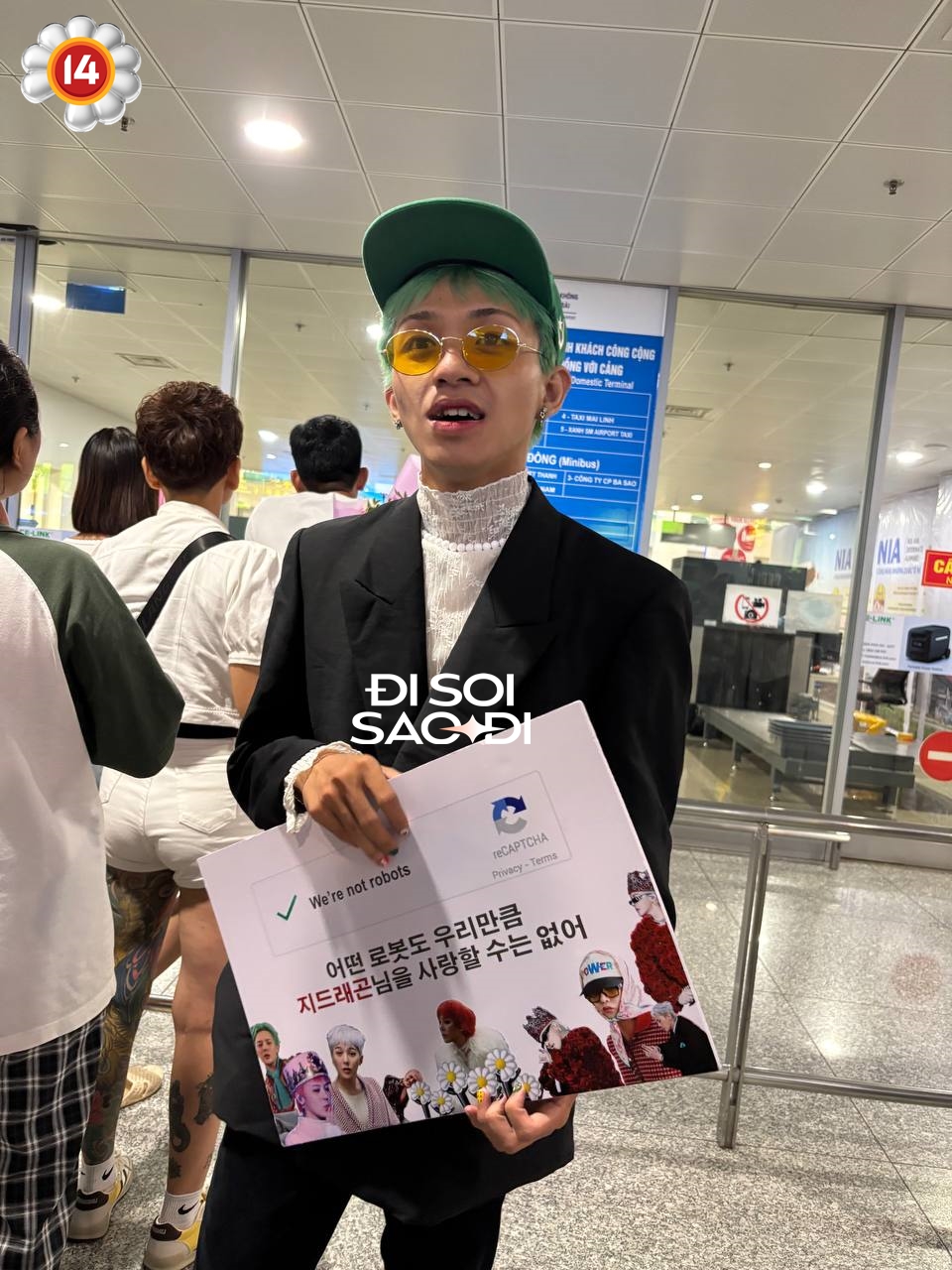 G-Dragon Huế chi 500k đi đón G-Dragon Hàn: "Đây là diện mạo hàng ngày của tôi"- Ảnh 4. G-Dragon Huế chi 500k đi đón G-Dragon Hàn: "Đây là diện mạo hàng ngày của tôi"- Ảnh 4.