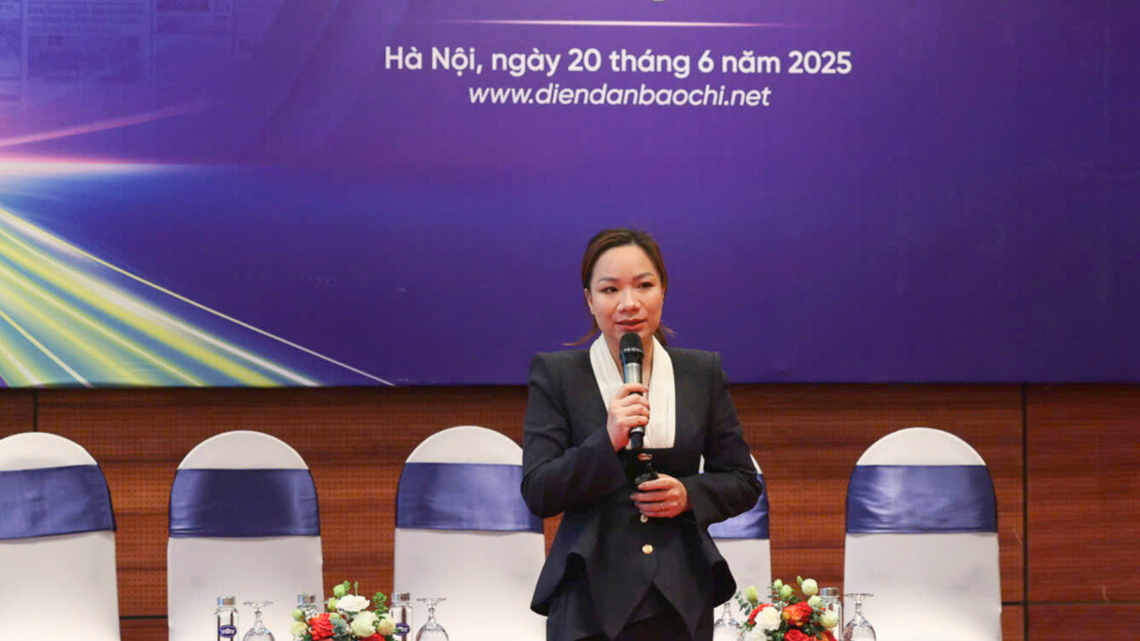 Kinh doanh báo chí trong thời đại số: Không thể đứng ngoài dòng chảy đổi mới sáng tạo- Ảnh 4. Kinh doanh báo chí trong thời đại số: Không thể đứng ngoài dòng chảy đổi mới sáng tạo- Ảnh 4.