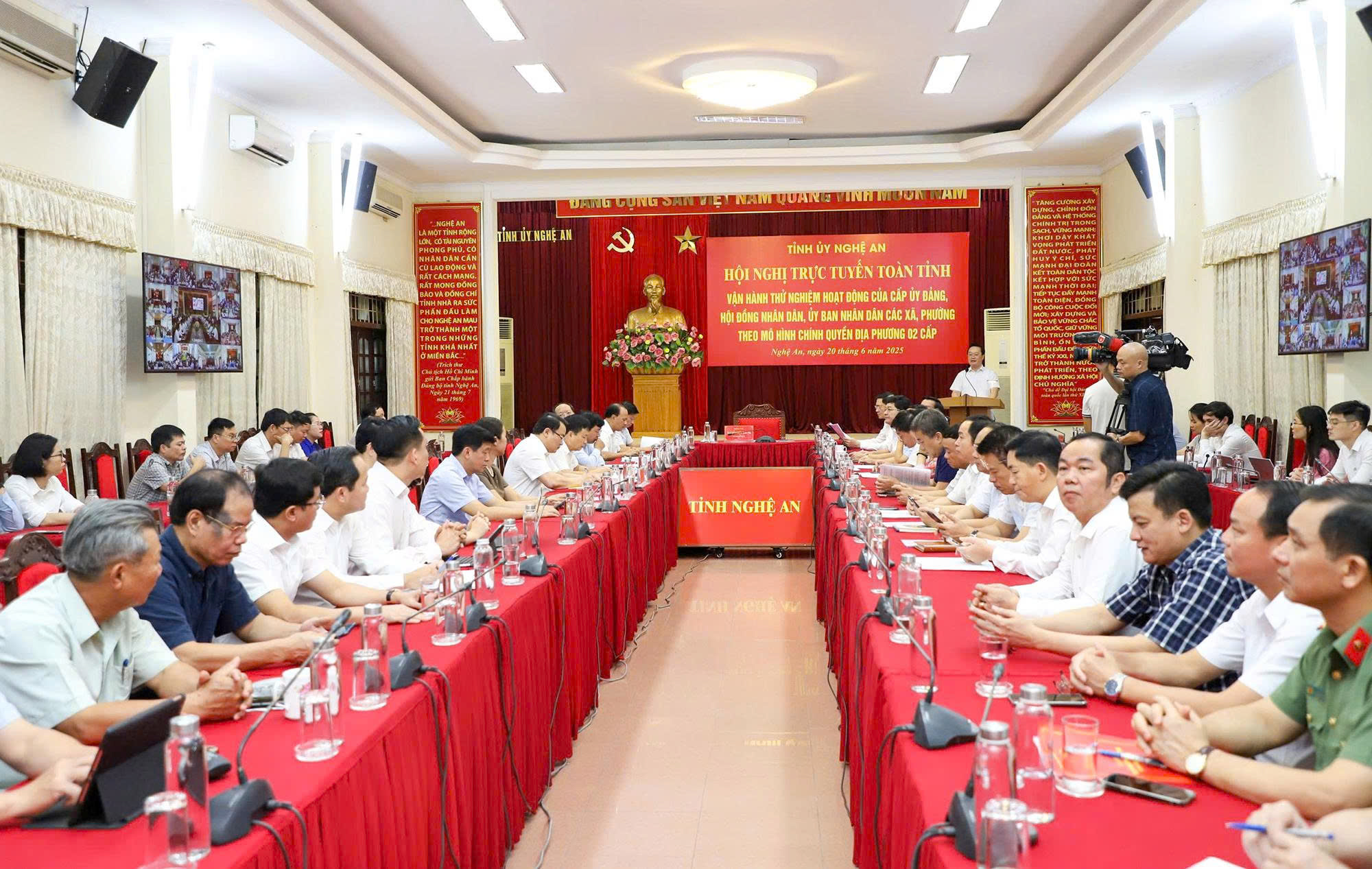 Hôm nay, hàng triệu người dân Hà Nội, Nghệ An, Bình Định... chứng kiến một sự thay đổi lớn- Ảnh 2. Hôm nay, hàng triệu người dân Hà Nội, Nghệ An, Bình Định... chứng kiến một sự thay đổi lớn- Ảnh 2.